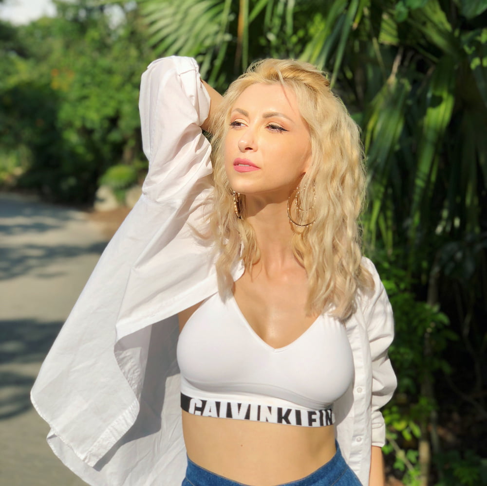 andreea balan #93488978