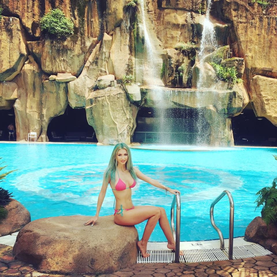 andreea balan #93489076