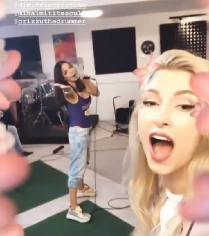 andreea balan #93489473