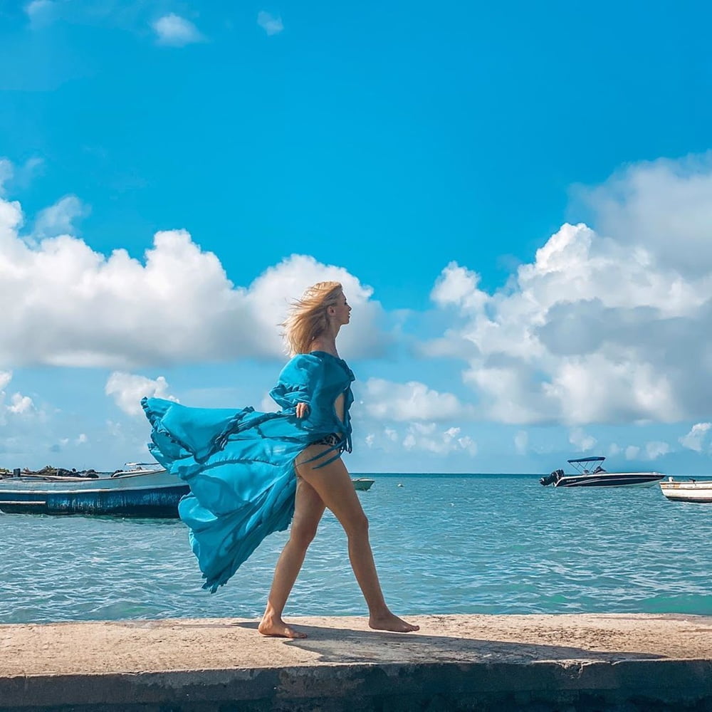 andreea balan #93489993