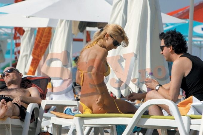 andreea balan #93490071