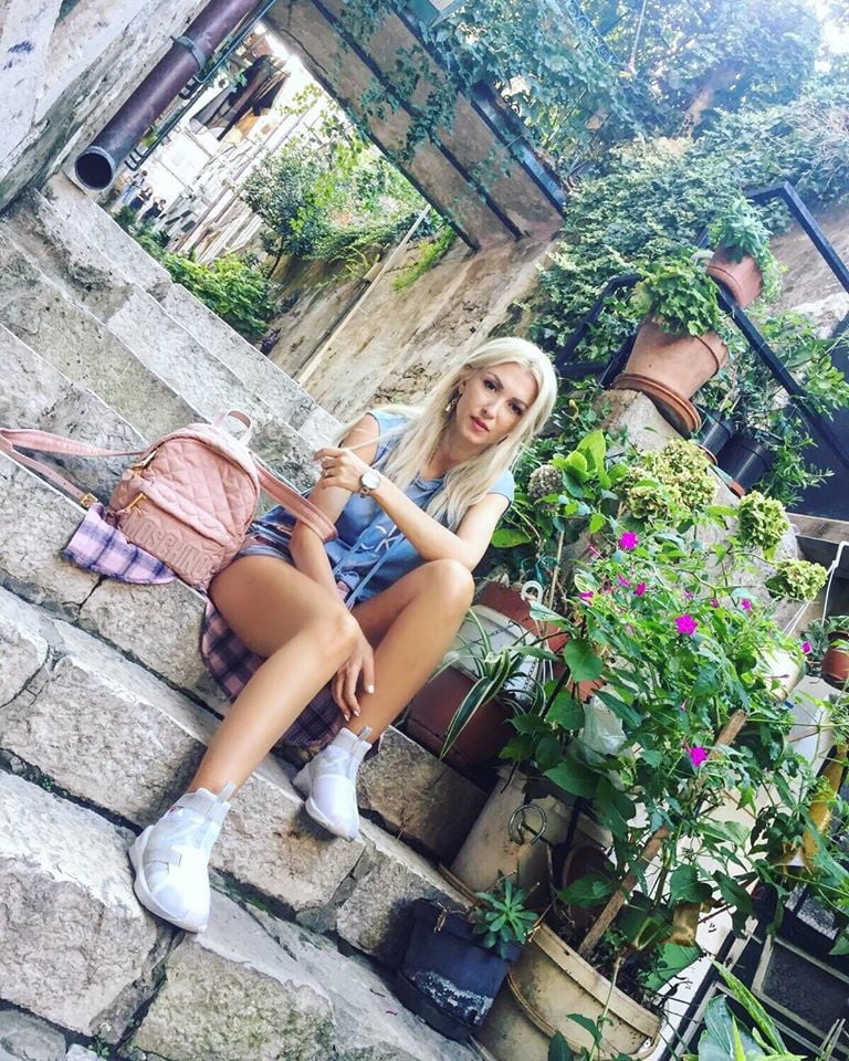 andreea balan #93490142