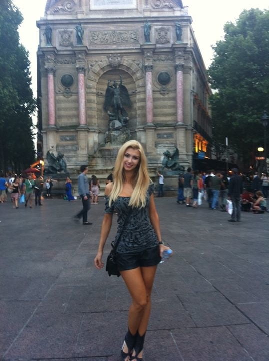 andreea balan #93490260