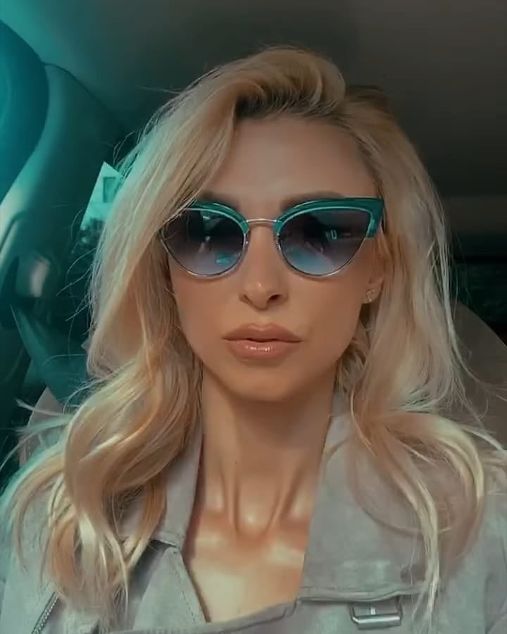 andreea balan #93490300