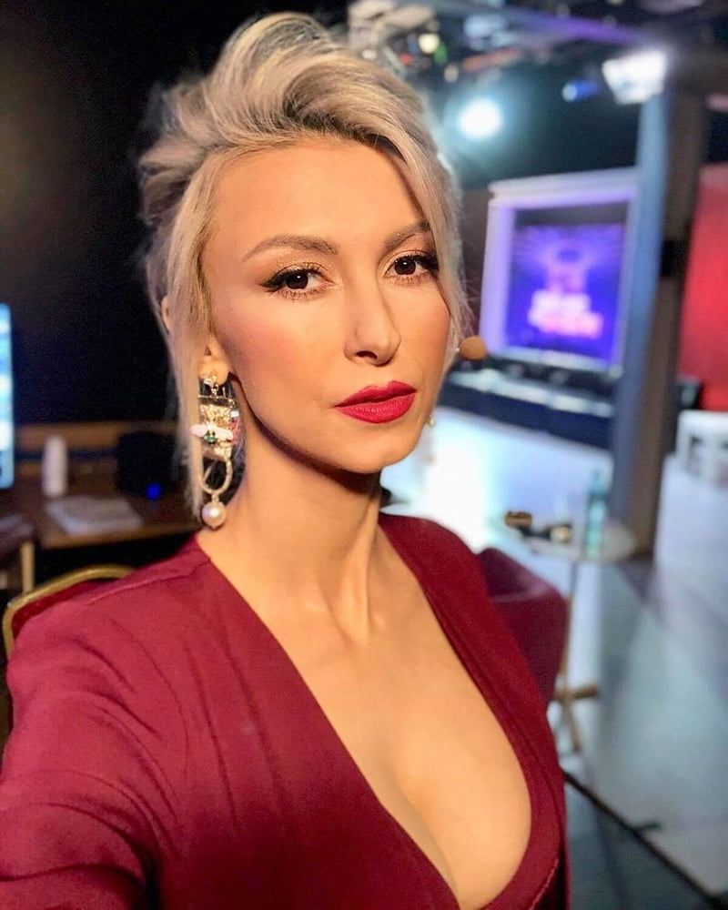 andreea balan #93490350