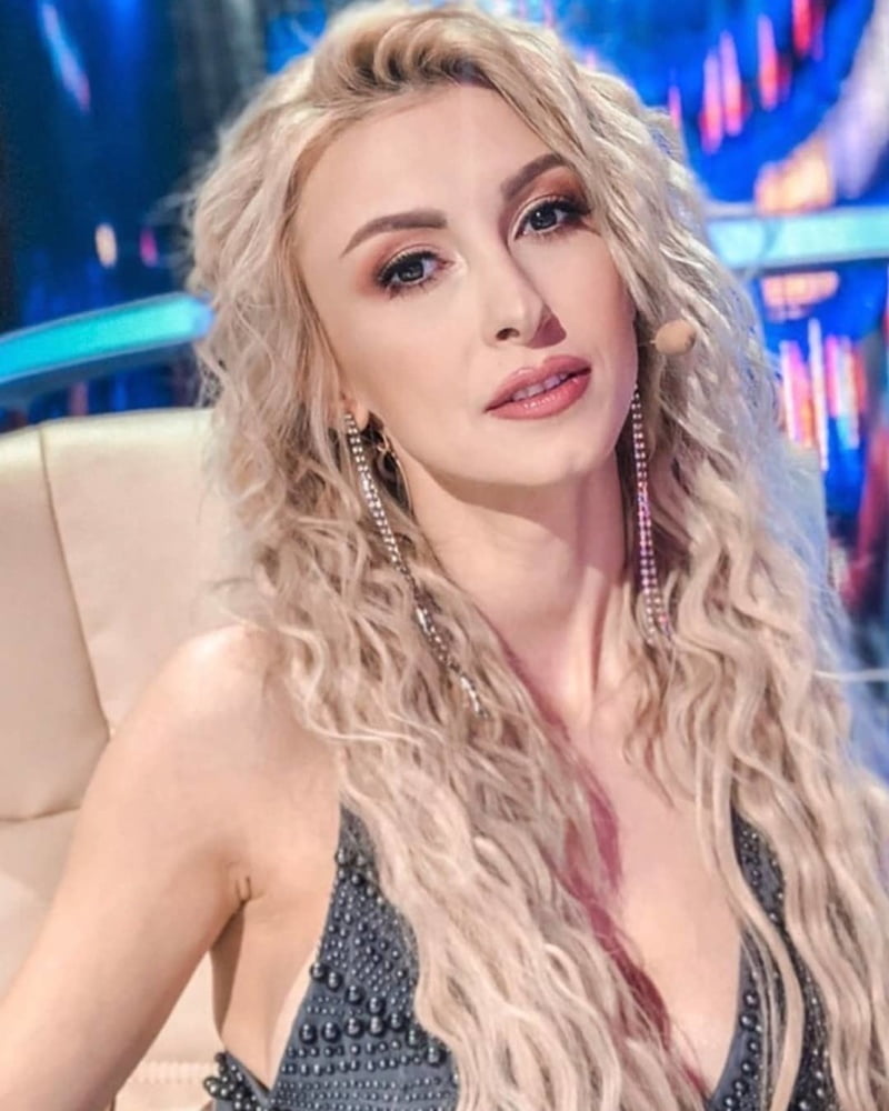 andreea balan #93490351