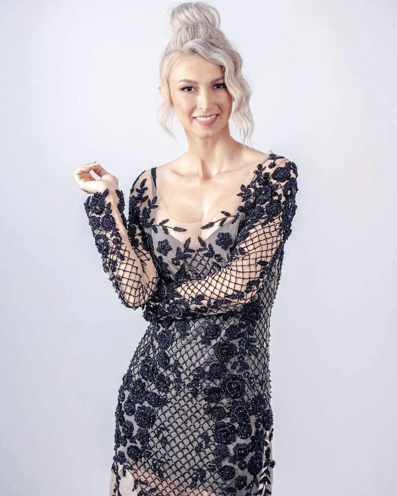 andreea balan #93490354