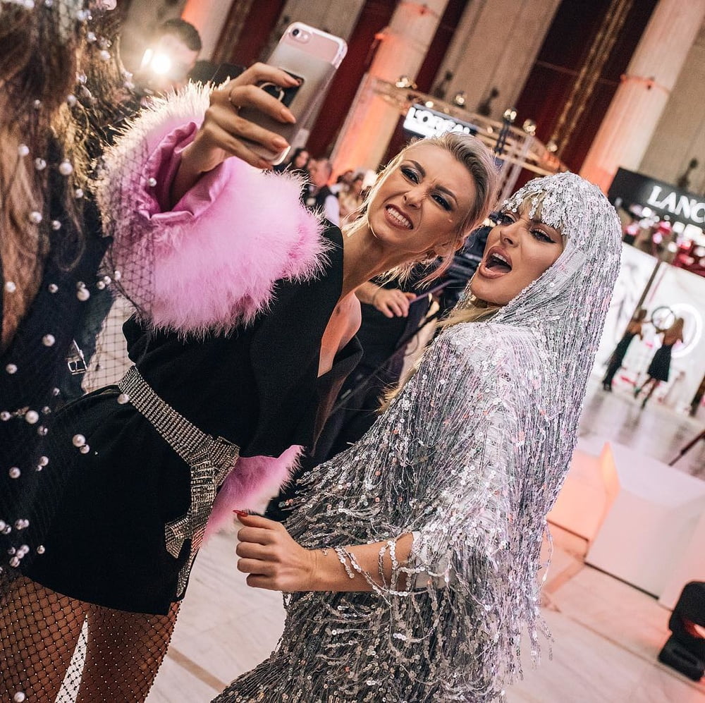 andreea balan #93490370