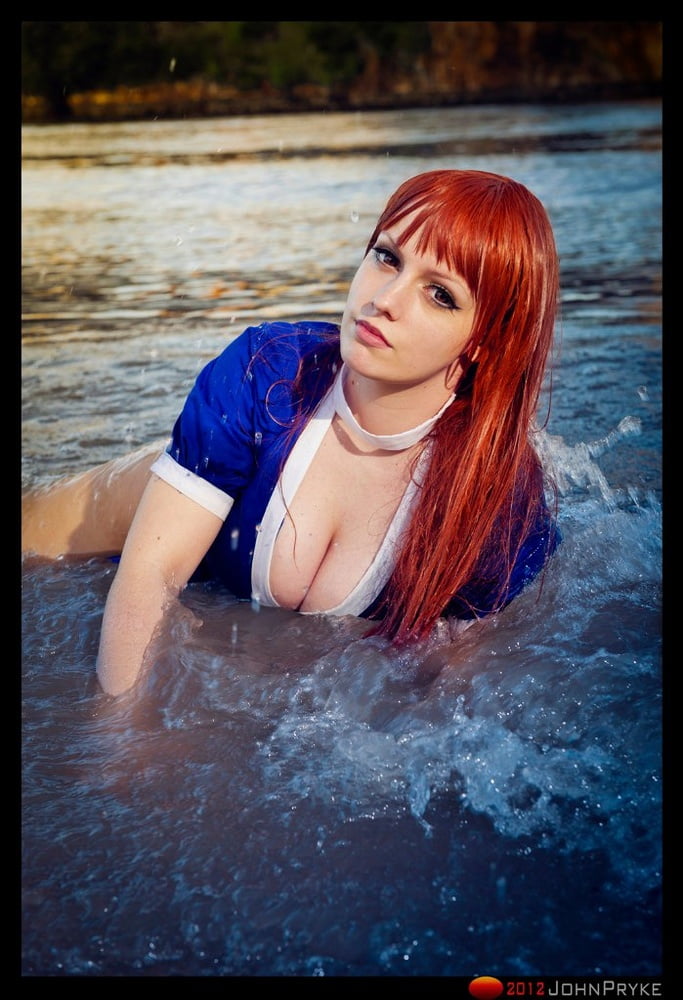Hot cosplay fille avec gros seins + nu 1
 #91767665