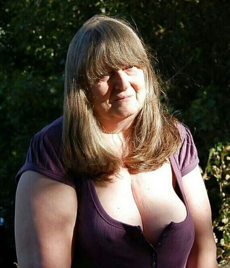 Mature ladies braless cleavage pokies 128 #100944323