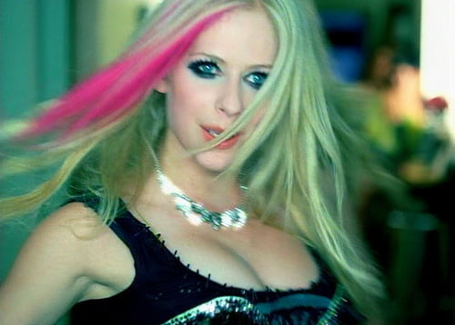 Avril Lavigne #92523970