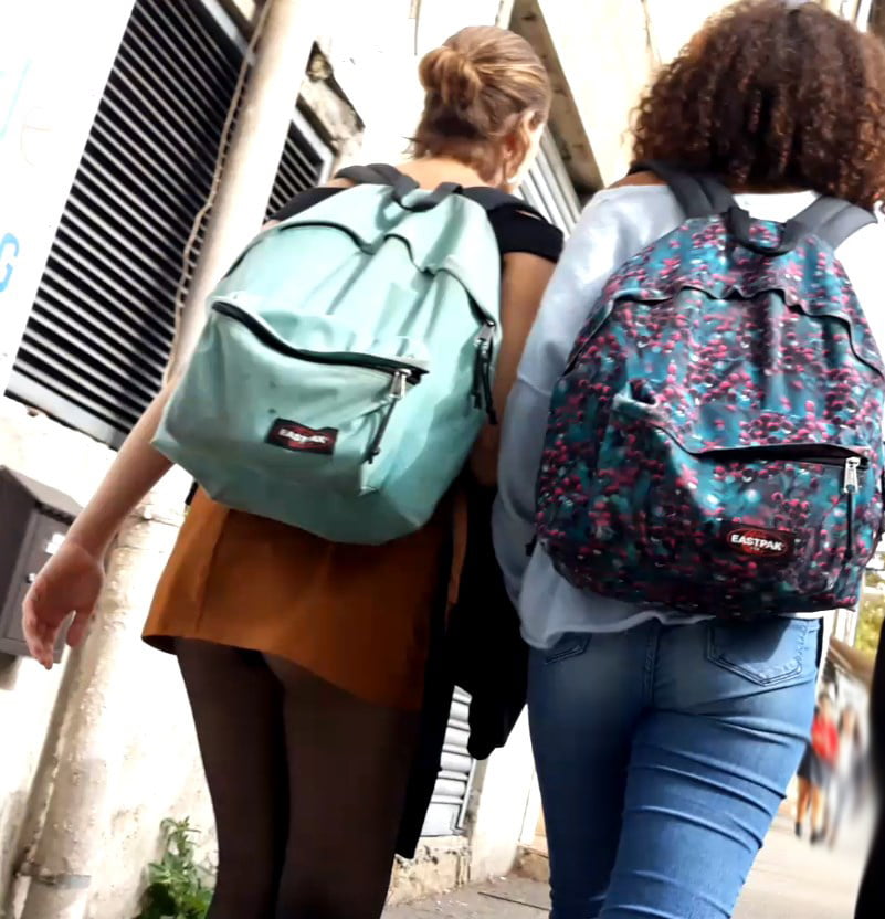 des petits culs par ci par la #87856518
