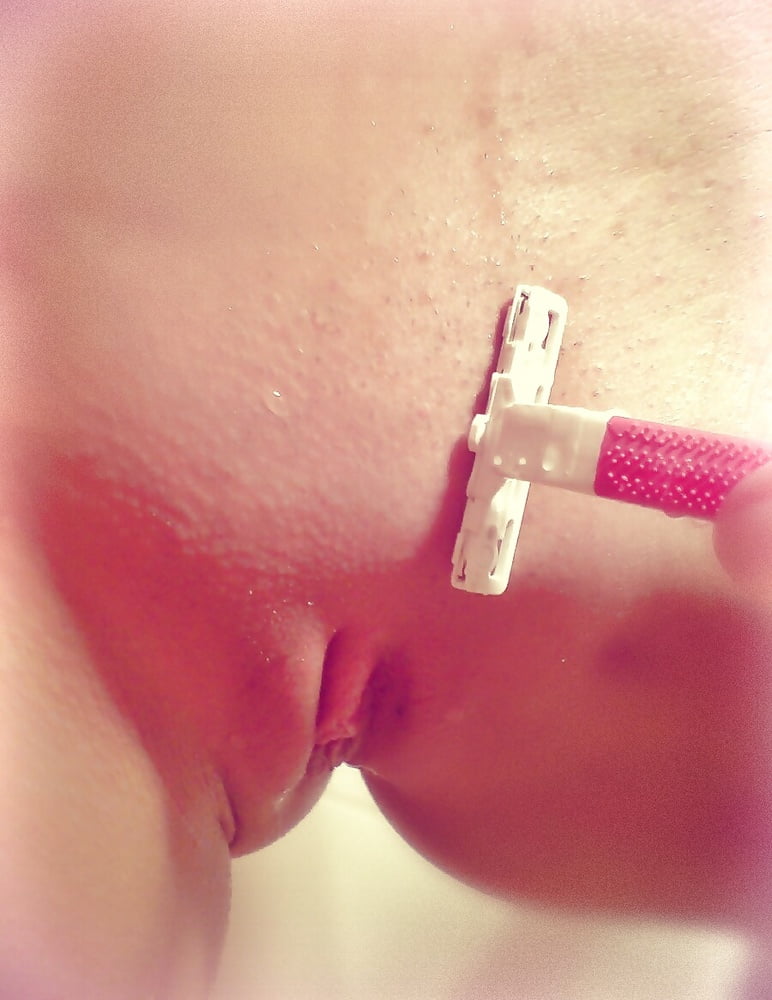 Pubic Trim #98834997
