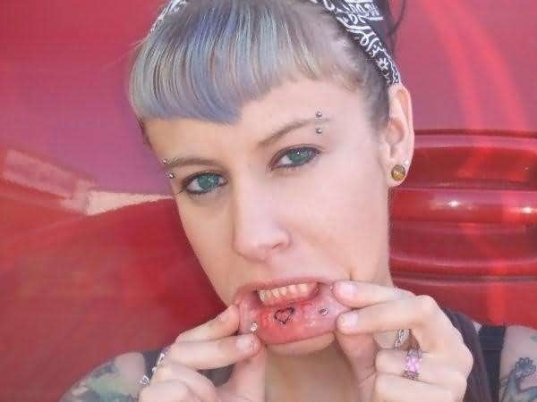 Tatuaje de labios.
 #91696514