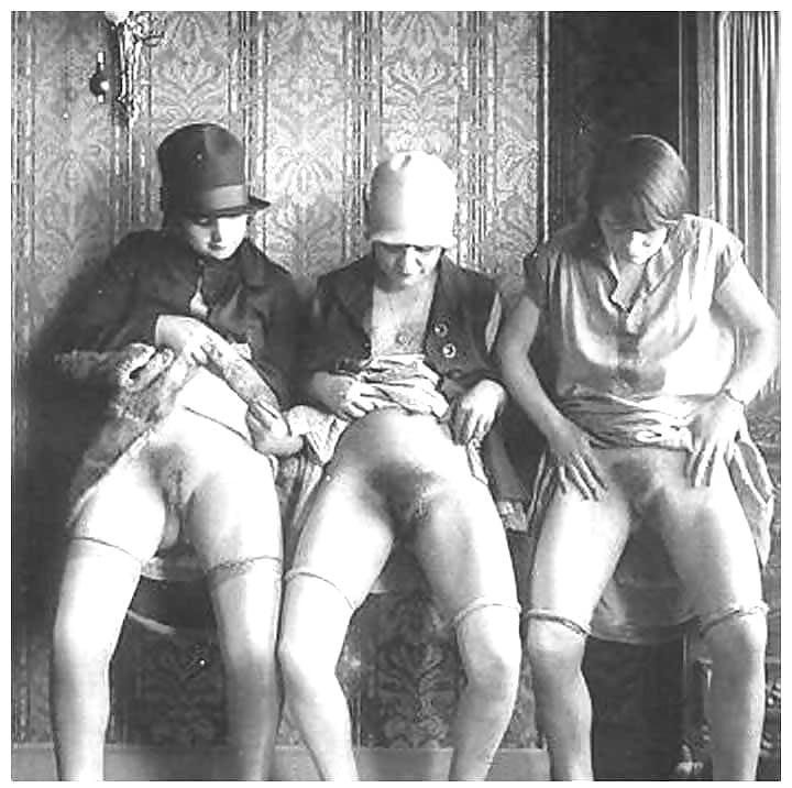 El club de los coños cachondos de los ancianos
 #91945150