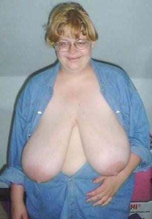 Mature bbw huge boobs bagging for the hurricane #81074792