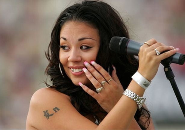 ムチャ・ブエナ
 #87816697