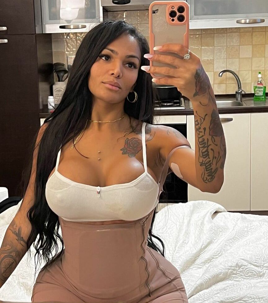 Krissttal Ruizz desnuda #108644475