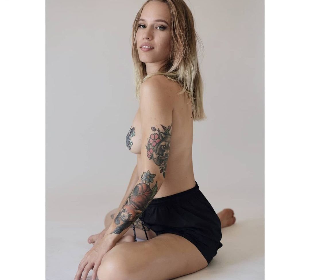 Alice The Freak nude #109724254