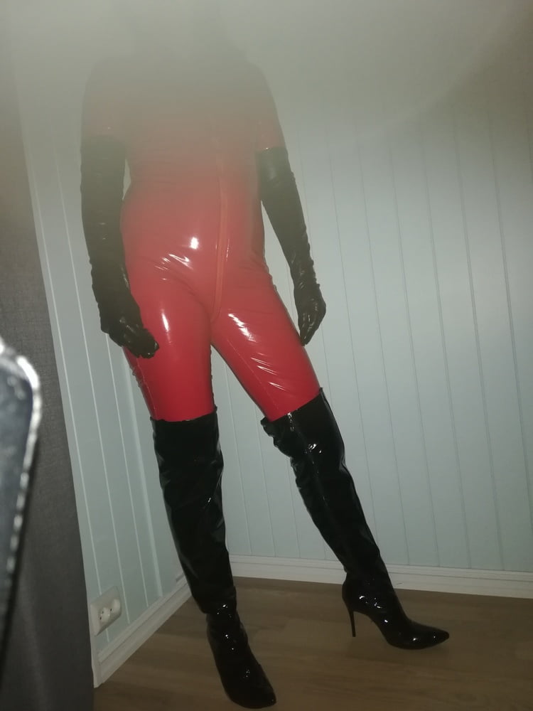 Latex
 #105564333