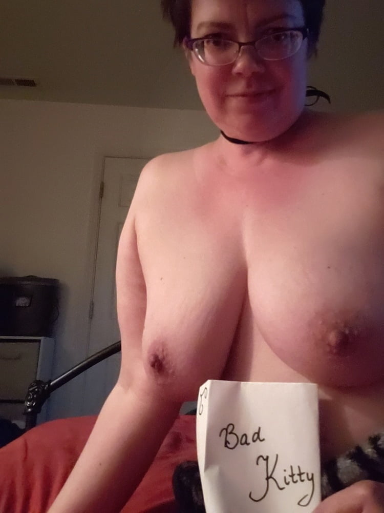 Große Brüste saggy boobs puffy tits 38
 #82206567