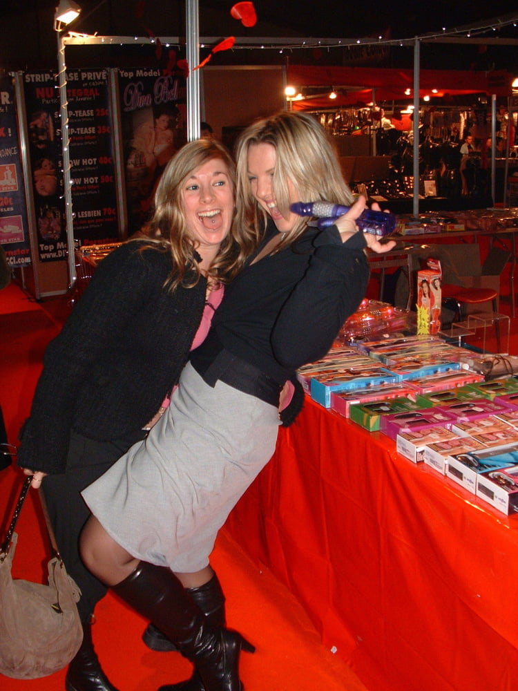 Mature 603
 #99408181