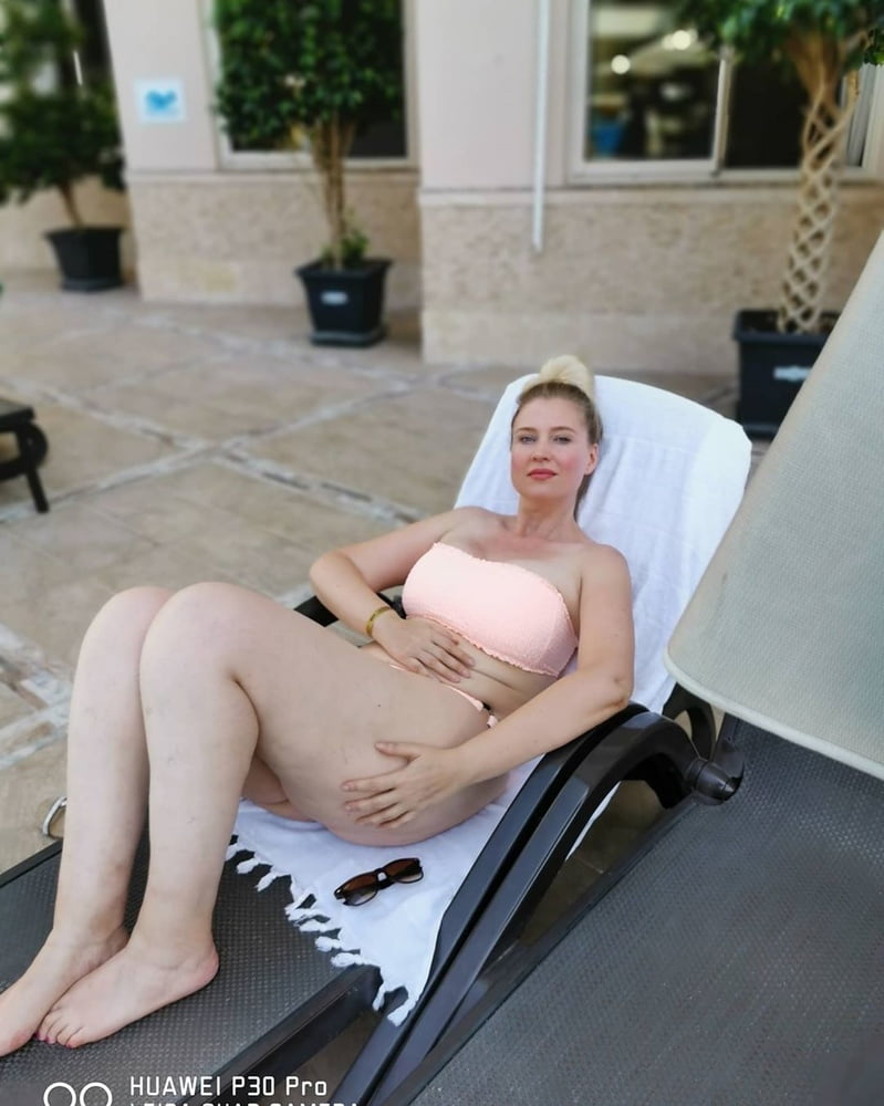 Sandra Busty Slut #99028069
