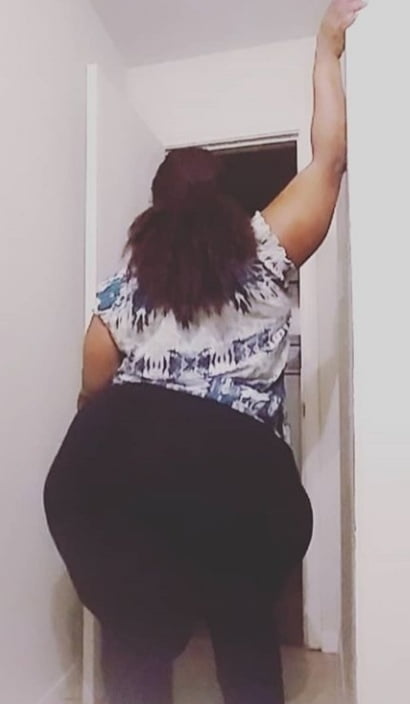Big thigh énorme booty maga pesr bbw iesha
 #100965760