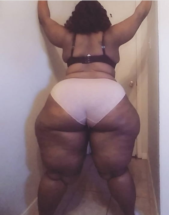 Big thigh énorme booty maga pesr bbw iesha
 #100965769