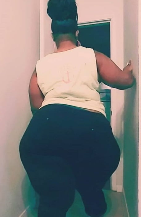 Big thigh énorme booty maga pesr bbw iesha
 #100965773