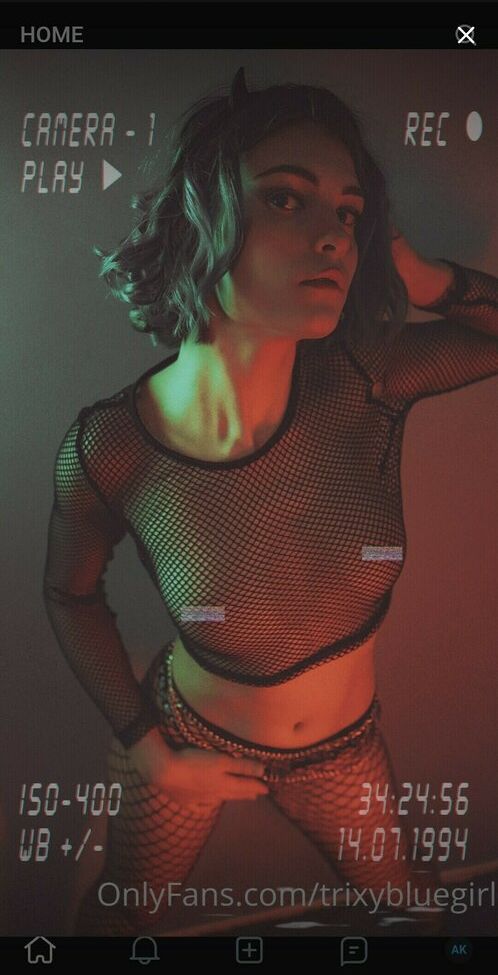 Trixy Blue desnuda #109254104