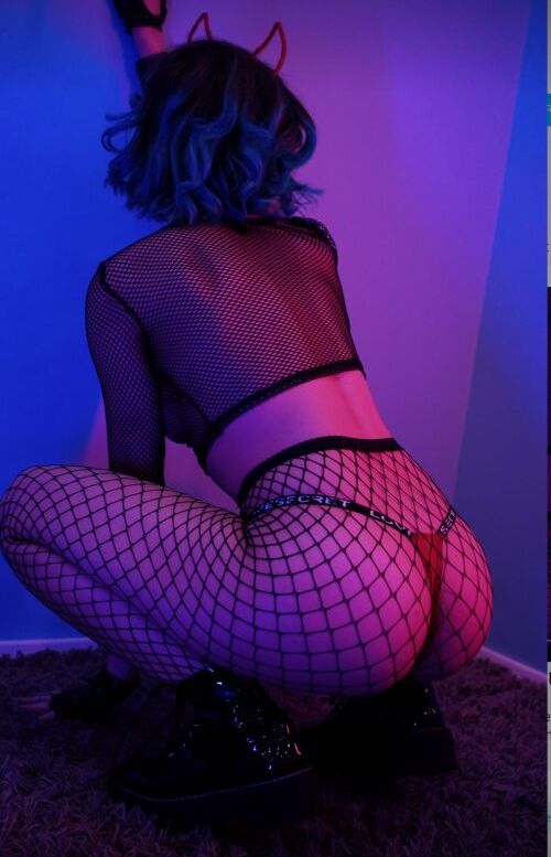 Trixy Blue desnuda #109254152