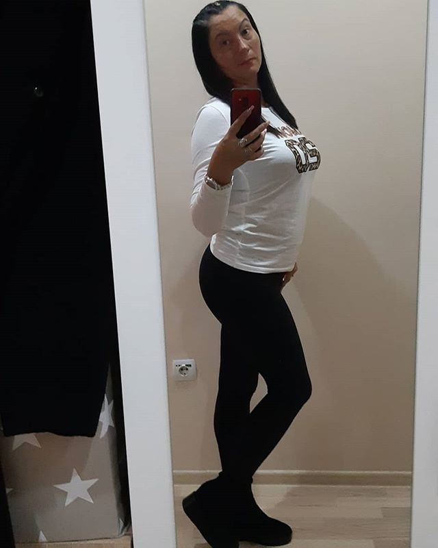 Serbian Mom Slavica #99960129