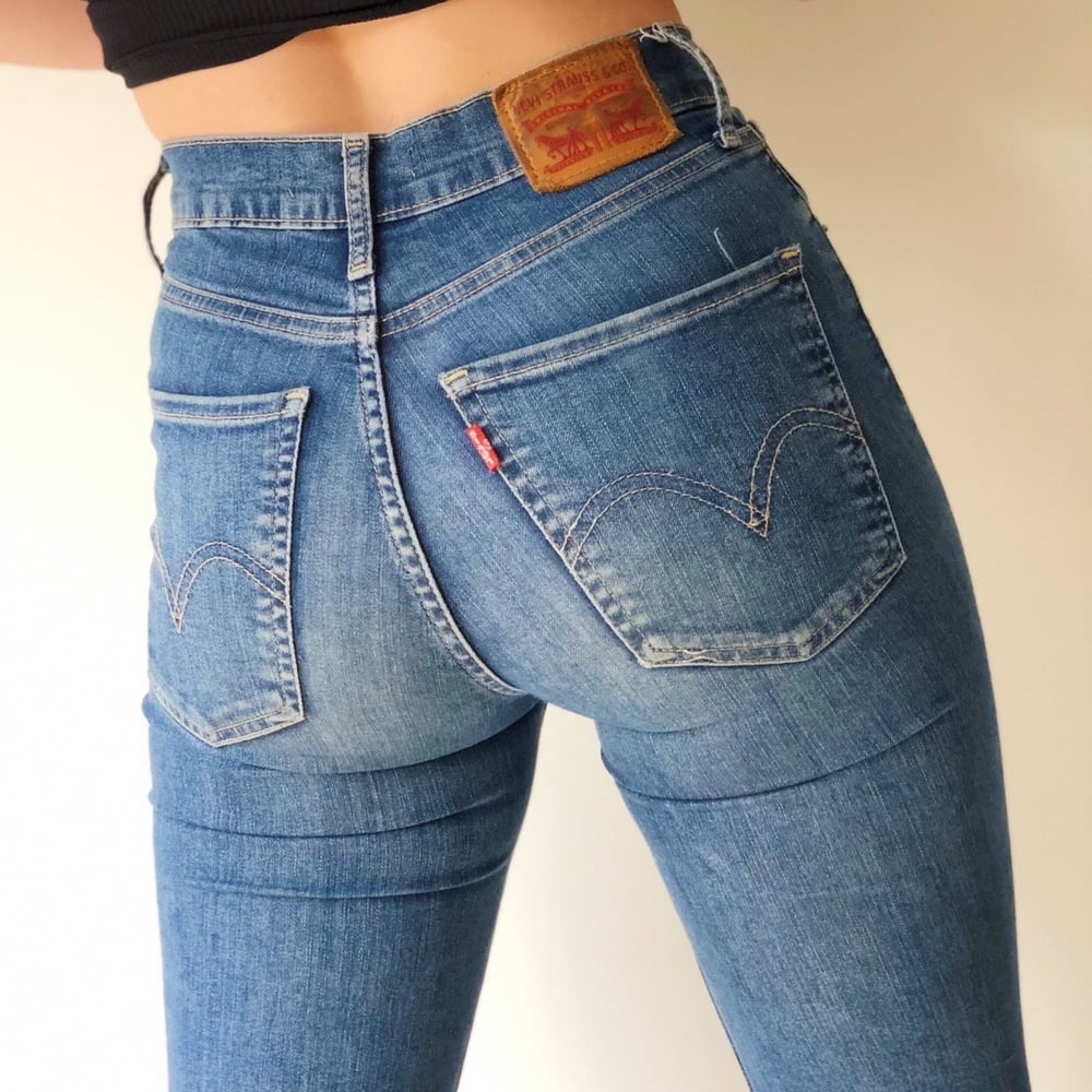 Feeding my jeans ass fetish... #89210144
