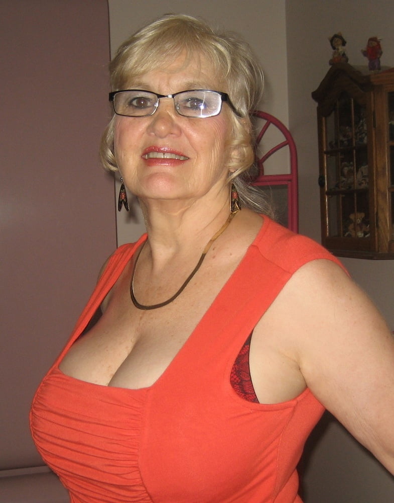 Frauen die mir gefallen und die ich ficken wuerde vol.8
 #97308156