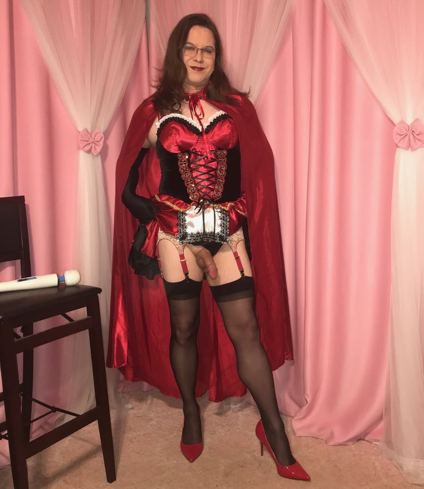 Joanie - Halloween 2020 #107177784