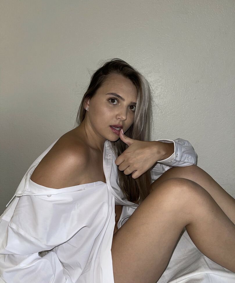 Zoe Nicole nude #109556600