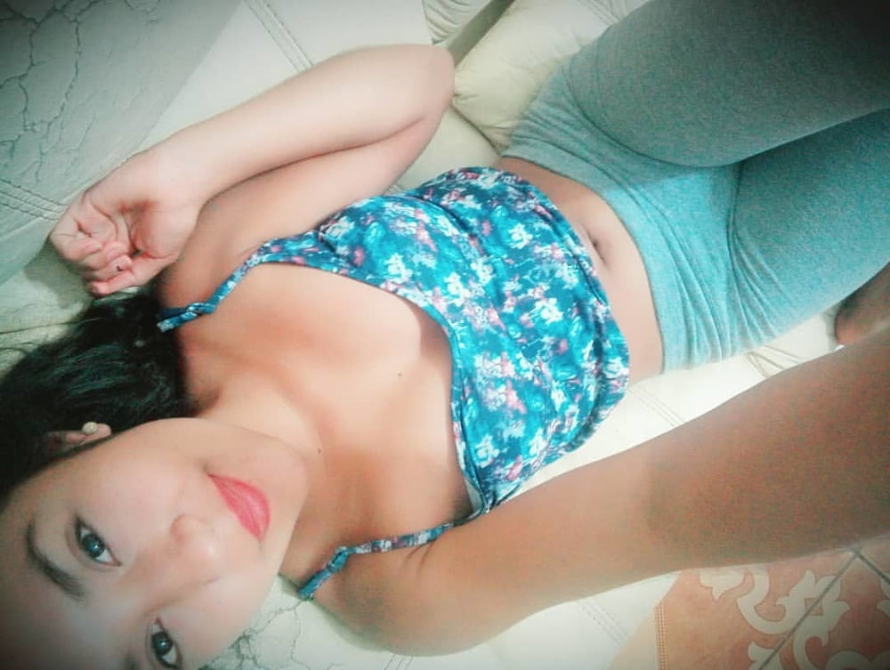 Morenita #87405255