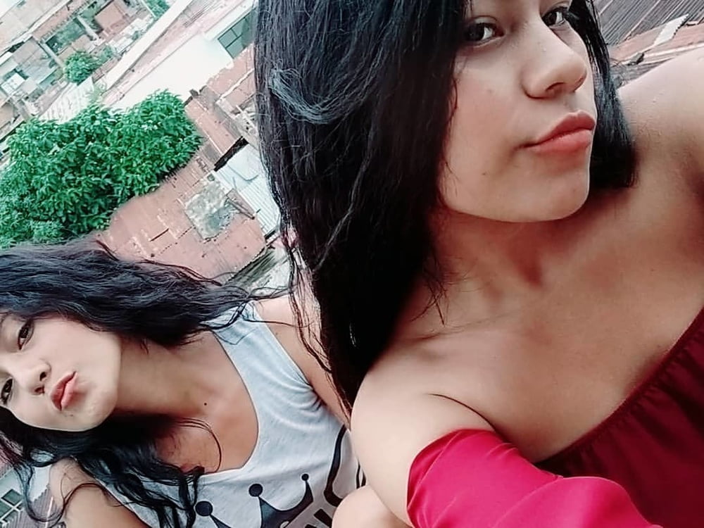 Morenita #87405339