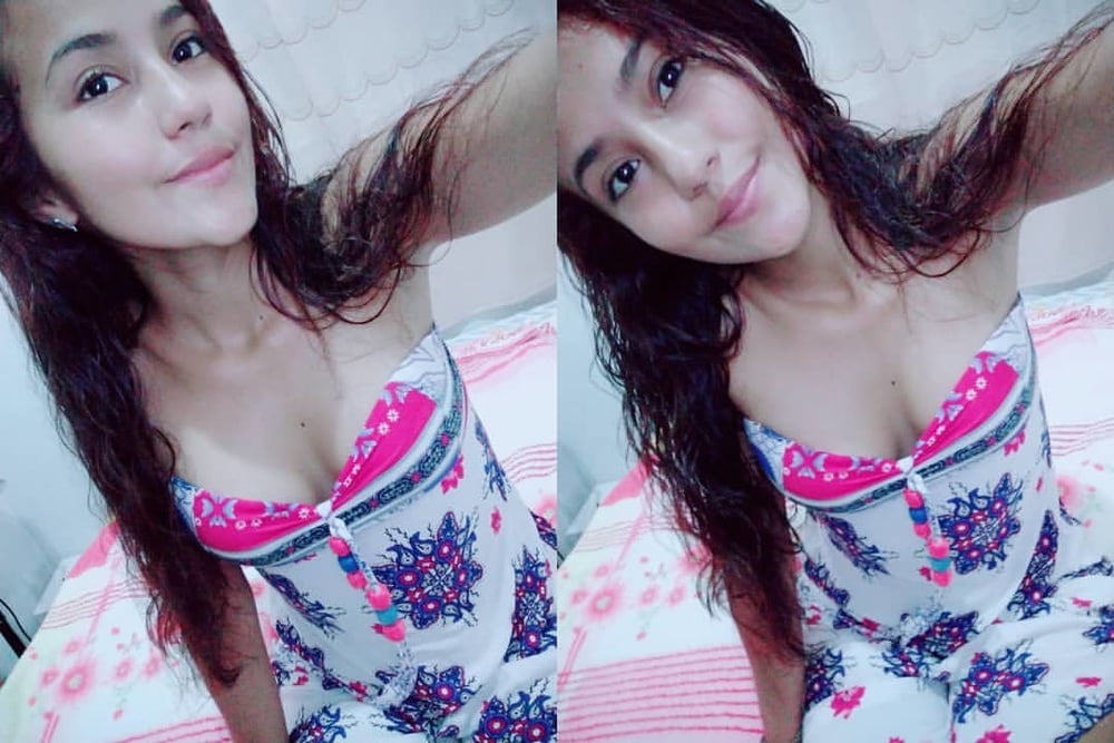 Morenita #87405386