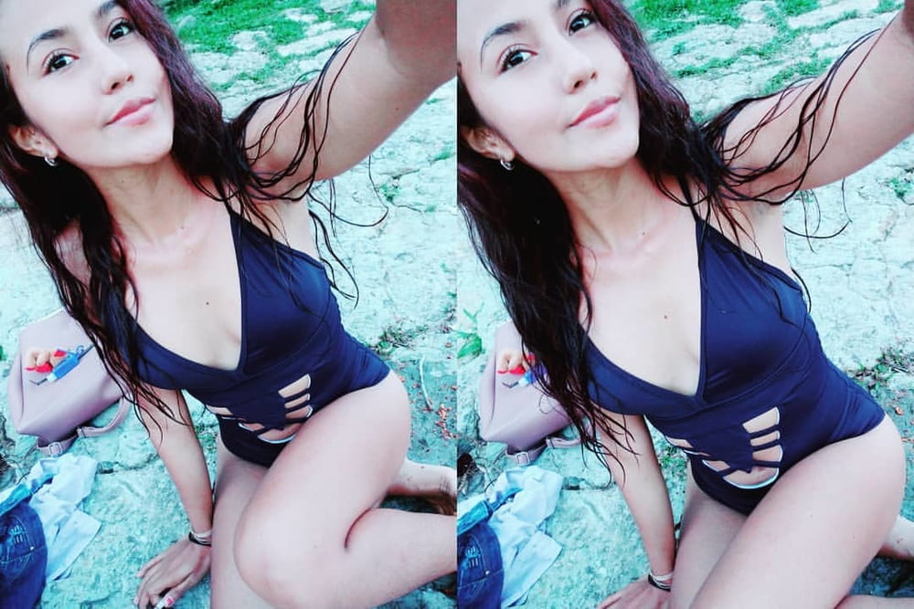Morenita #87405500