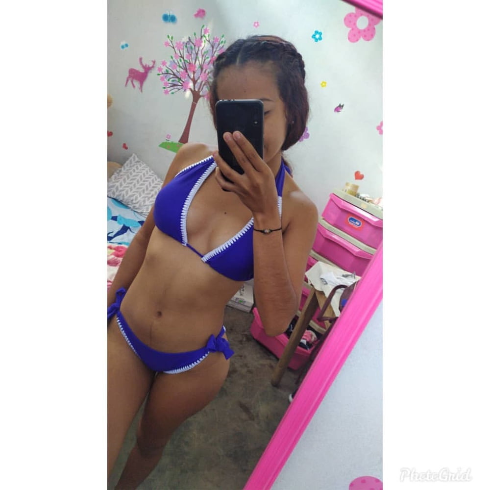 Morenita #87405642