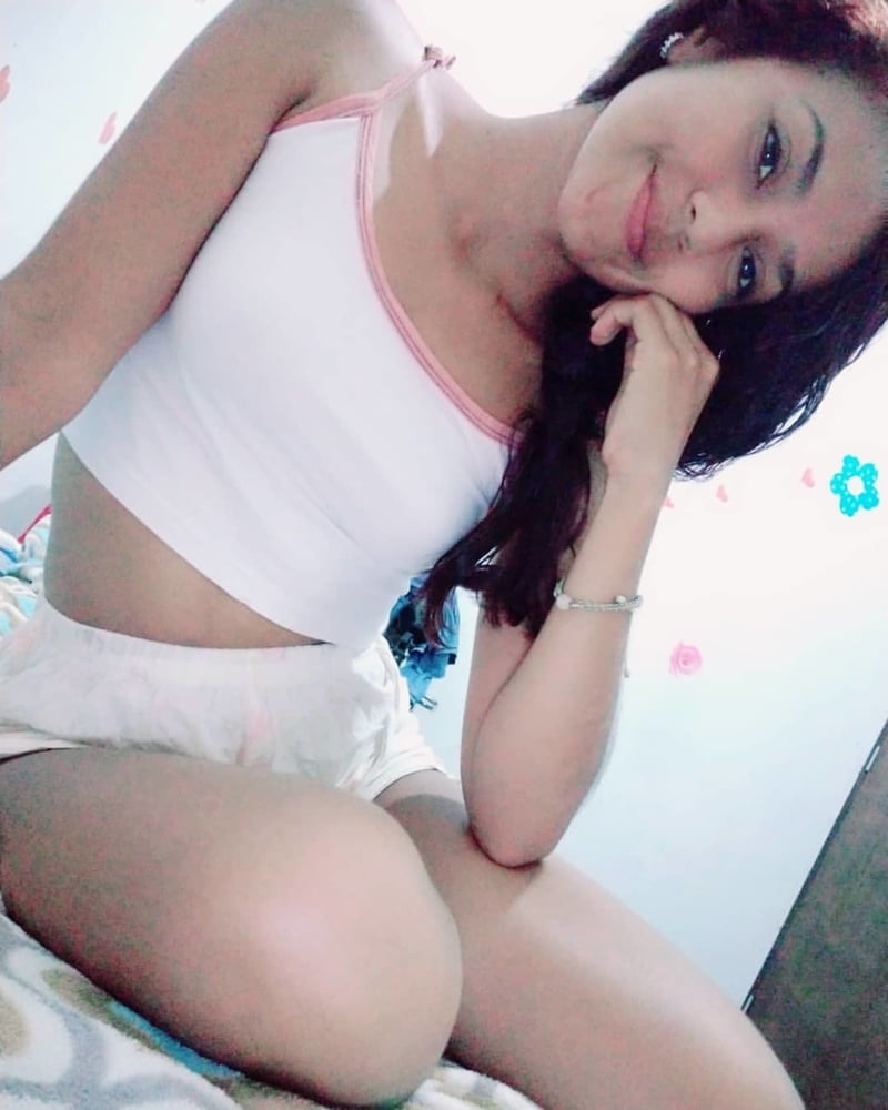 Morenita #87405939
