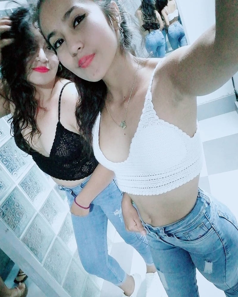 Morenita #87406068