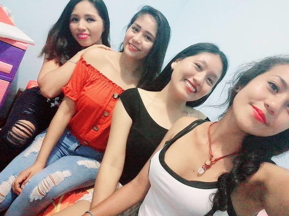 Morenita #87406344