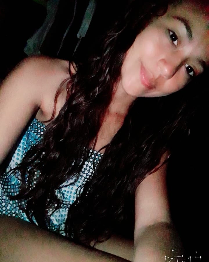 Morenita #87406464