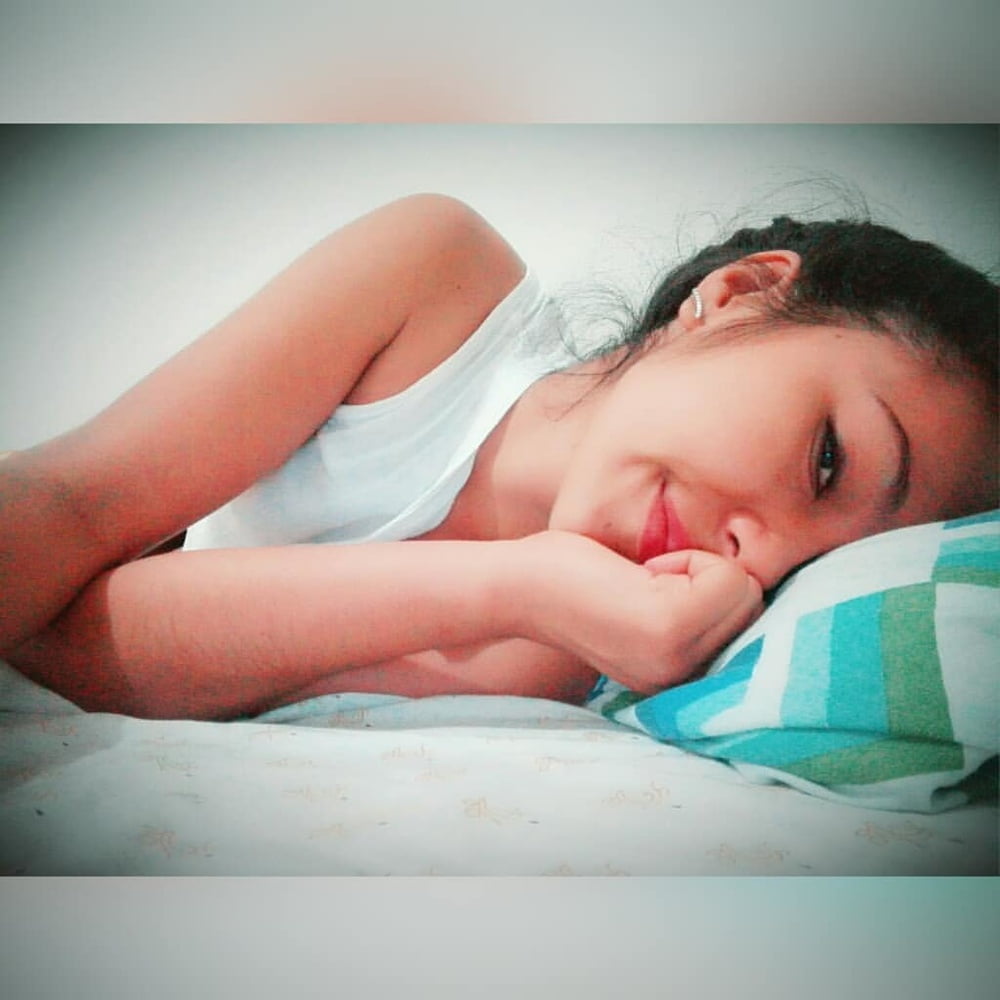 Morenita #87406500