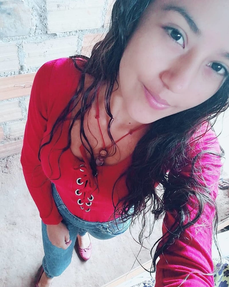 Morenita #87406614