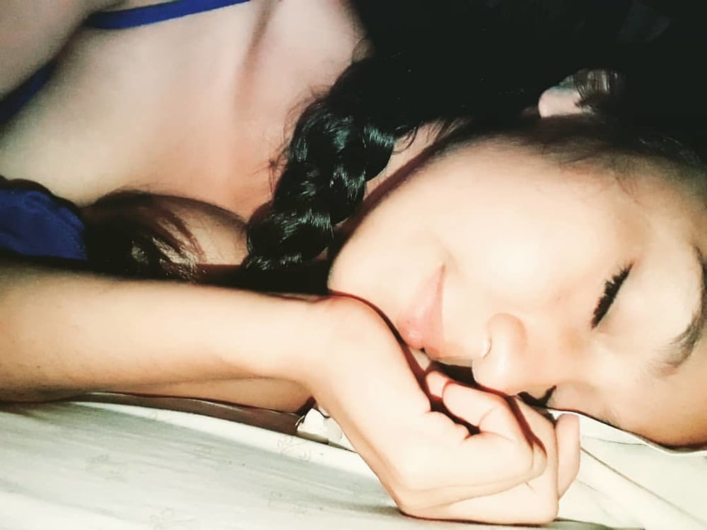 Morenita #87406756