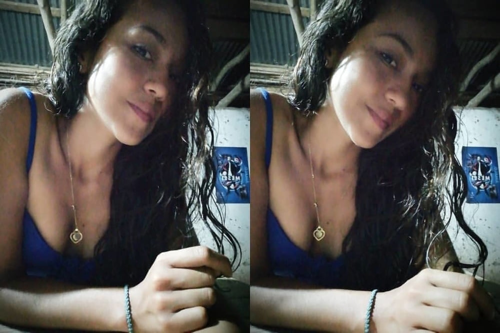 Morenita #87406765